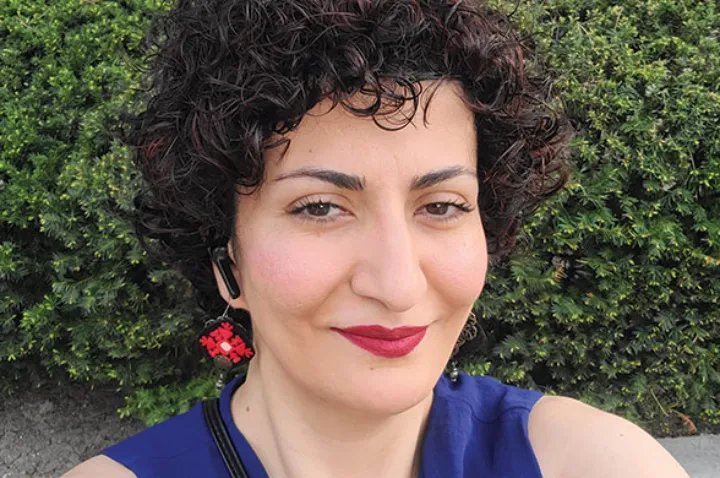 اولدوز پوری هنرمند ایرانی ساکن تورنتو: چطور می‌توانستم جایی کنسرت بگذارم که پدر و برادرم اجازه ورود نداشتند